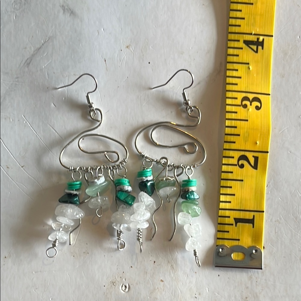 Chic Green and Silver jellyfish Earrings - Picture 3 of 3
